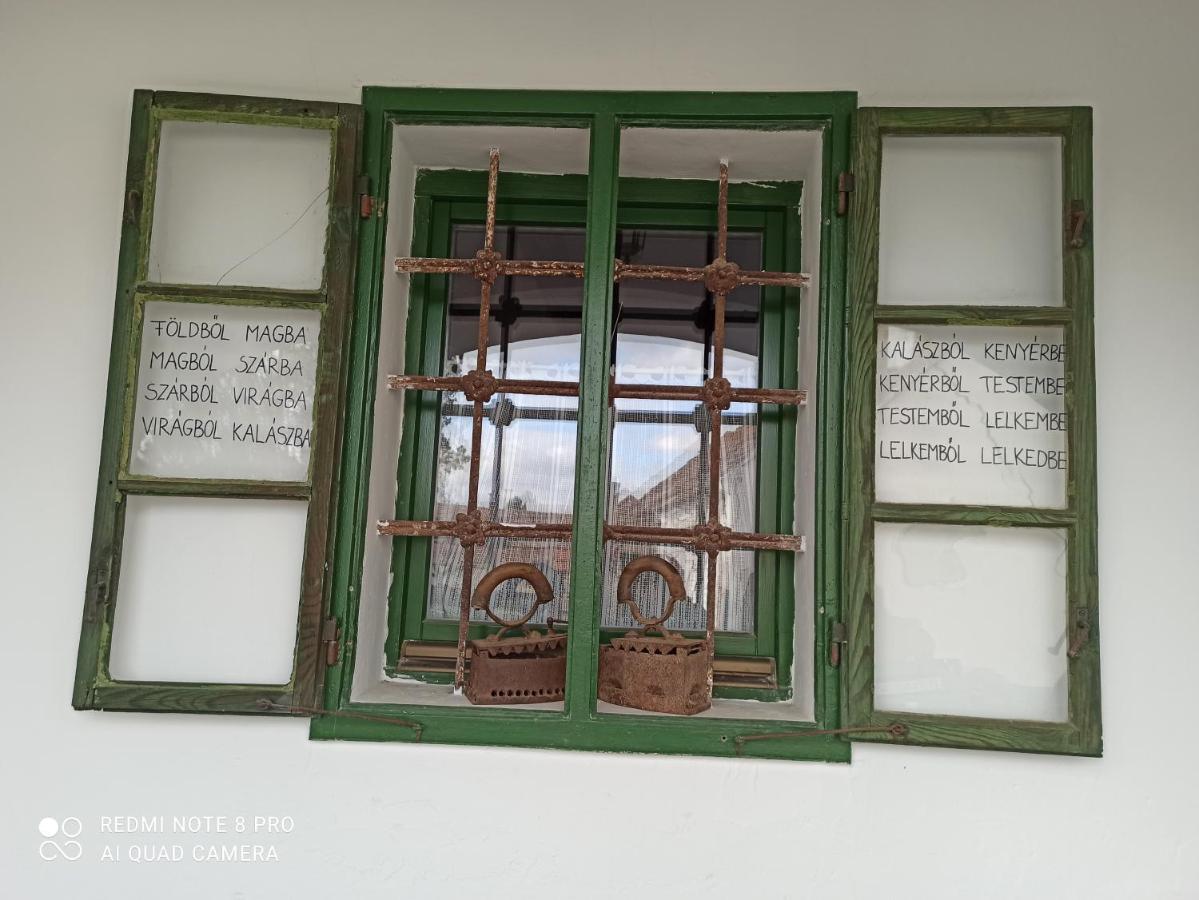 Villa Fuszeres Porta Mihalyfa Exterior foto